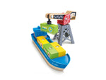 Hape - Frachtschiff und Hafenkran (Innenansicht)