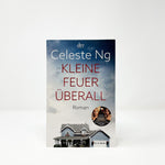 Kleine Feuer überall (Innenansicht)