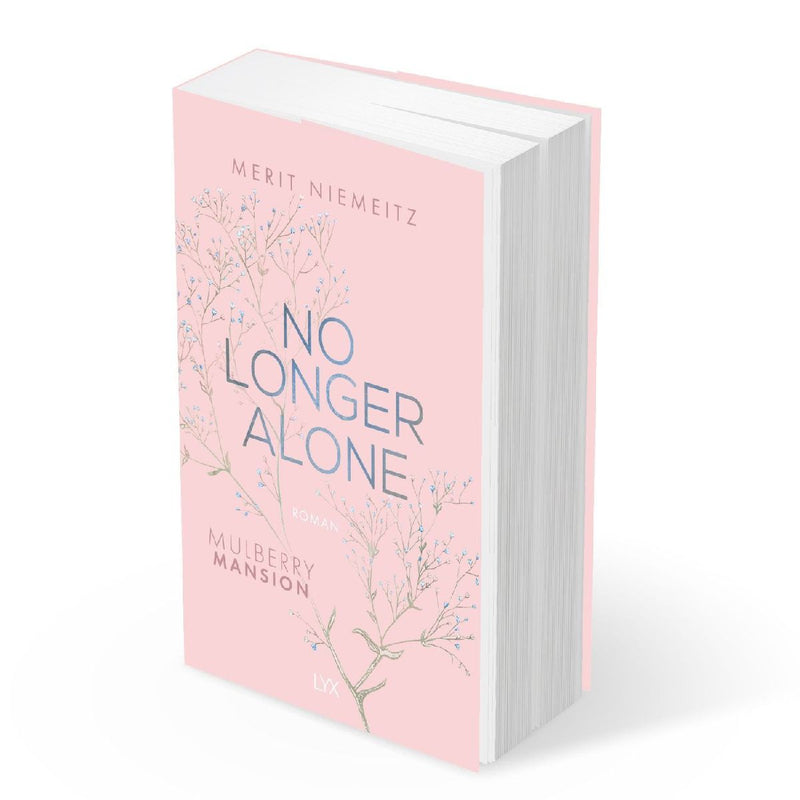 No Longer Alone - Mulberry Mansion (Innenansicht)