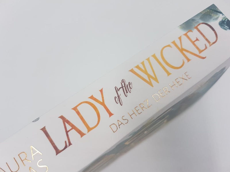 Lady of the Wicked (Innenansicht)